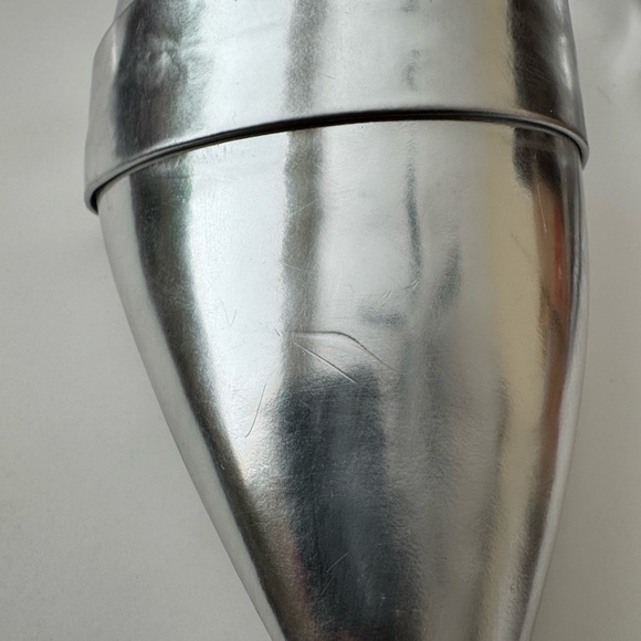 NWOB Tory Burch Metallic Silver Mules - Picture 7 of 8
